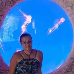 Meet your Posher, Zara